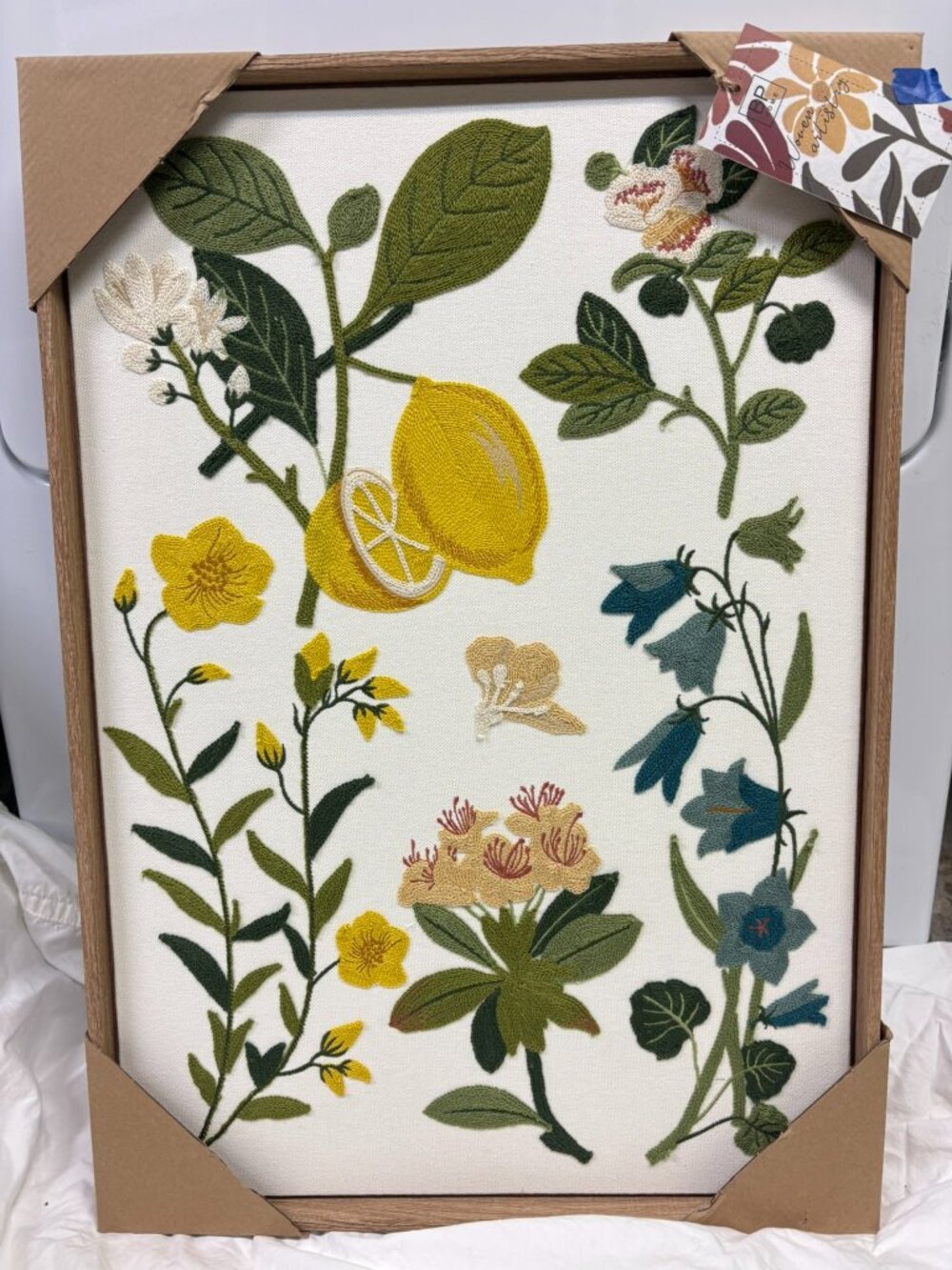 bp home wall art lemons 18x26 NWT